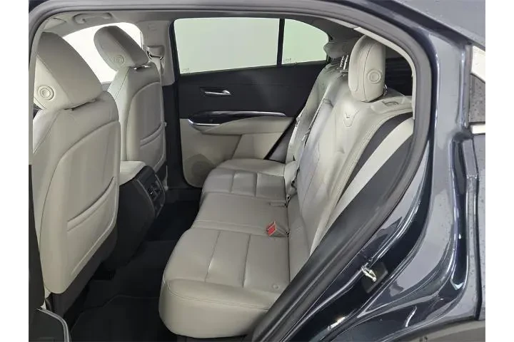 $24500 : Cadillac XT4 2021 Luxury 4dr image 8