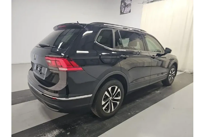 $19290 : Volkswagen Tiguan 2024 S 4dr image 4