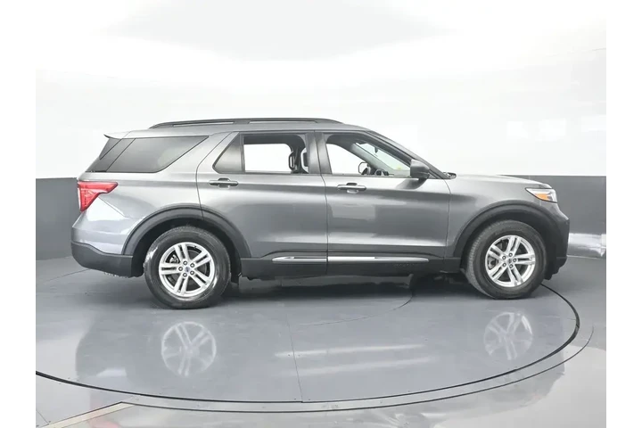 $23931 : Ford Explorer 2023 XLT 4dr S image 7