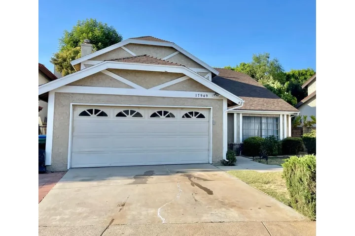 $2580 : 3bed and 2bath Korean town LA image 1