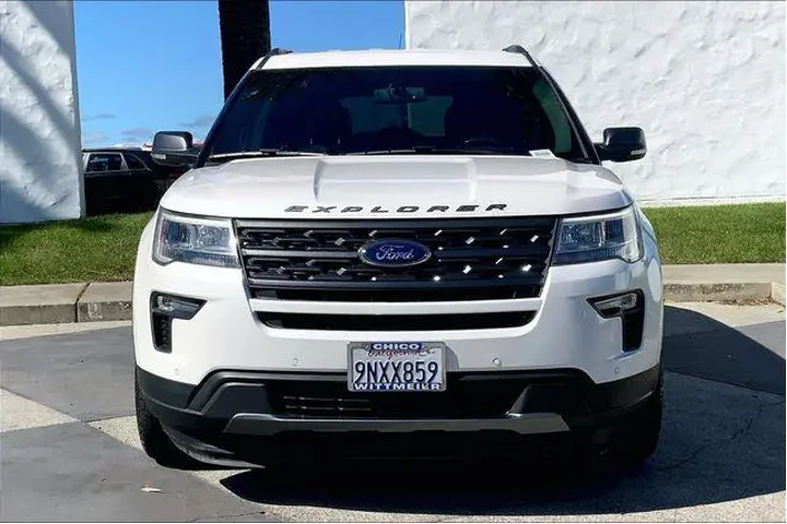 $18985 : Ford Explorer 2018 XLT 4dr S image 3
