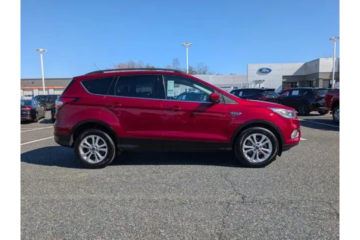 $10980 : Ford Escape 2018 SEL 4dr SUV image 2