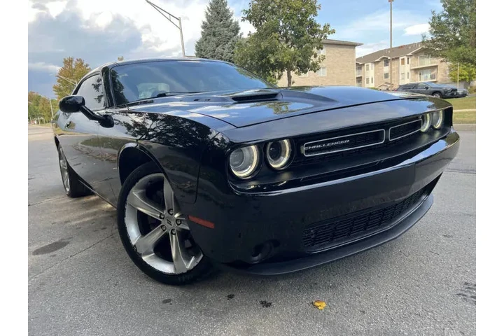 $14995 : 2018 Challenger SXT image 9