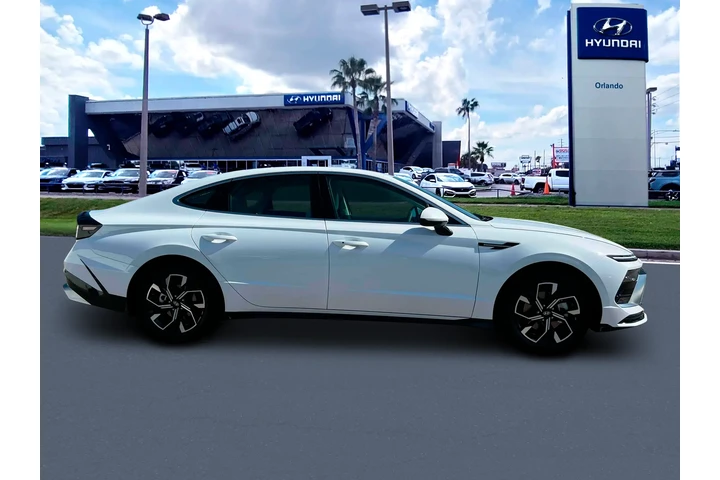 $22794 : Hyundai SONATA 2024 SEL 4dr image 9