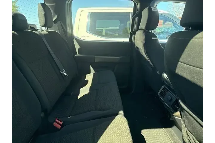 $39494 : Ford F-150 2024 4x4 STX 4dr image 6