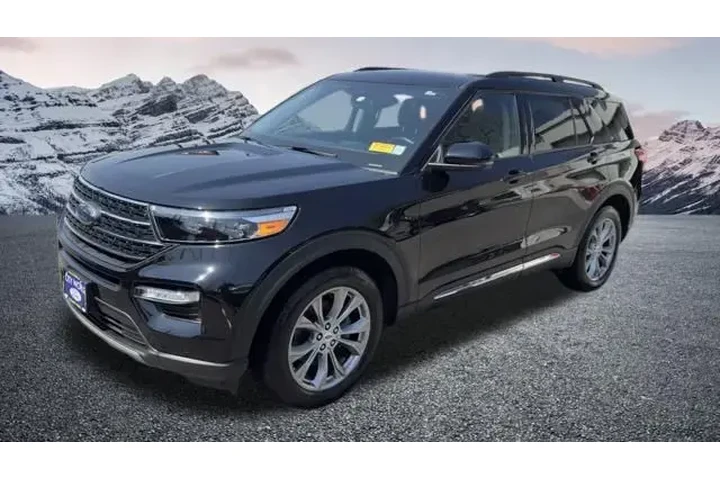 $32388 : Ford Explorer 2023 AWD XLT 4 image 1