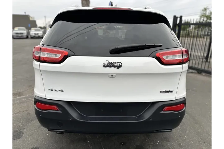 $6995 : 2017 Cherokee image 5