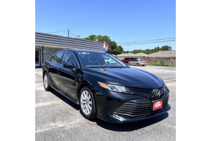 $16499 : 2019 Camry L image 5