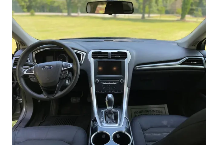 $6500 : 2013 Fusion SE image 9