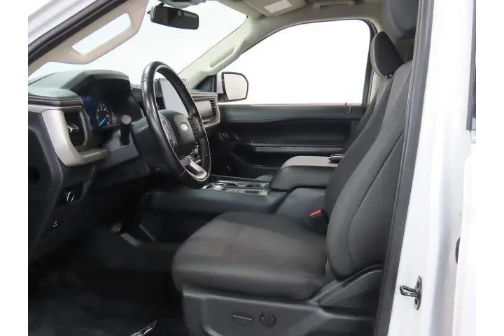 $39995 : Ford Expedition 2024 4x2 XLT image 2