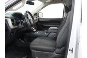 $39995 : Ford Expedition 2024 4x2 XLT thumbnail