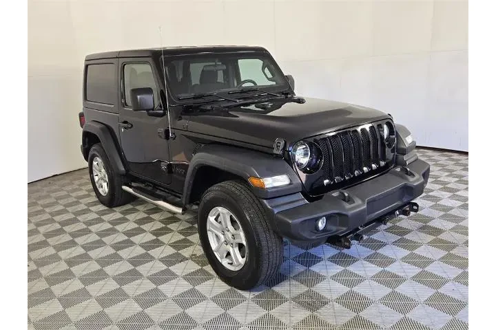 $28298 : Jeep Wrangler 2021 4x4 Sport image 2