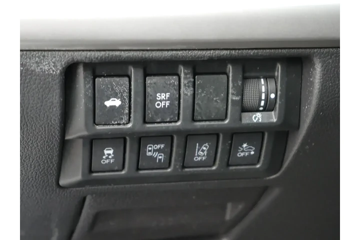 $13000 : Subaru Legacy 2017 AWD 2.5i image 6