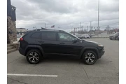 $7450 : 2014 Cherokee Trailhawk thumbnail