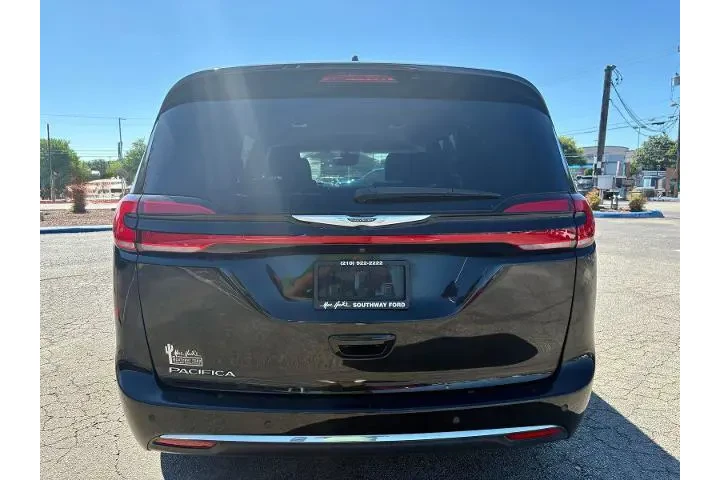 $23273 : Chrysler Pacifica 2023 Touri image 4