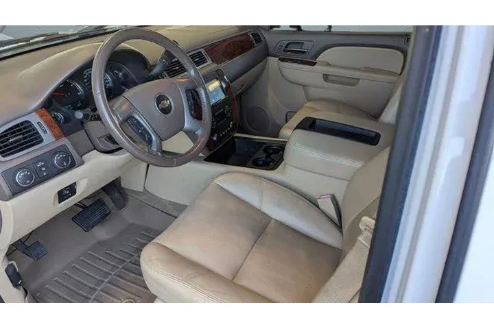 $29999 : Chevrolet Silverado 2500HD 2 image 4