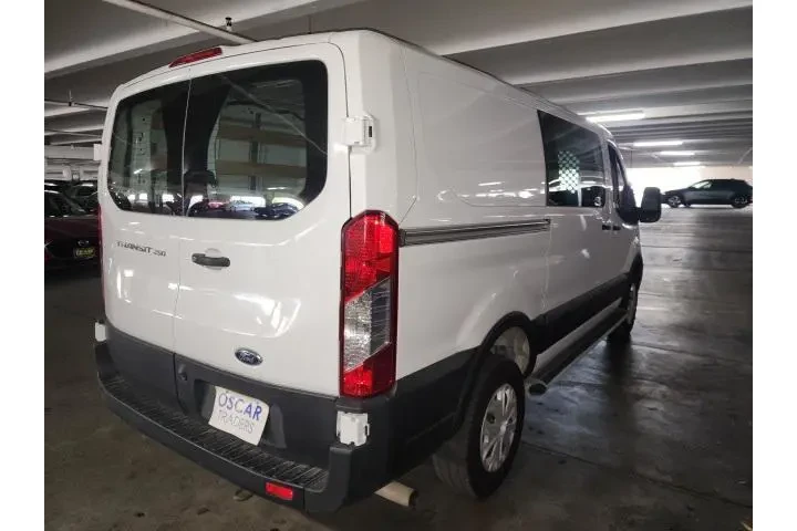 $30995 : Ford Transit 2023 250 3dr LW image 2