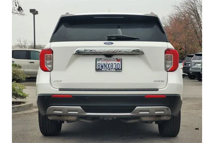 $25988 : Ford Explorer 2021 AWD XLT 4 image 5