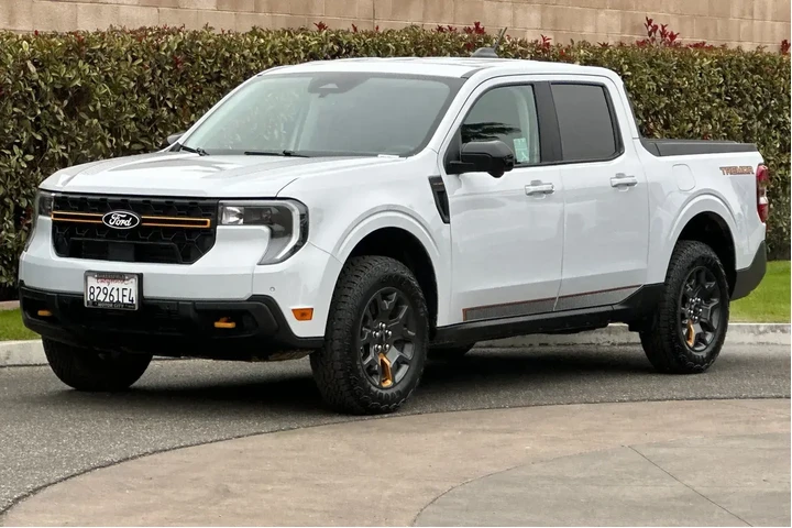 $39995 : Ford Maverick 2025 AWD Tremo image 8