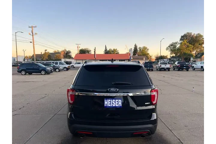 $14995 : 2016 Explorer ONLY 60,000 Mil image 9