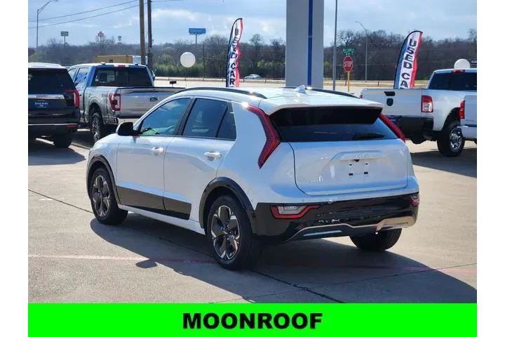 $27495 : Kia Niro EV 2024 Wave 4dr Cr image 4