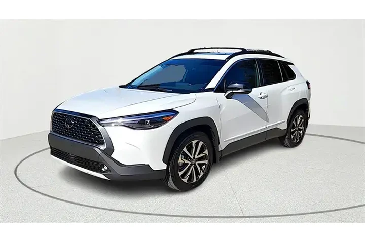 $29787 : Toyota Corolla Cross 2025 XL image 3