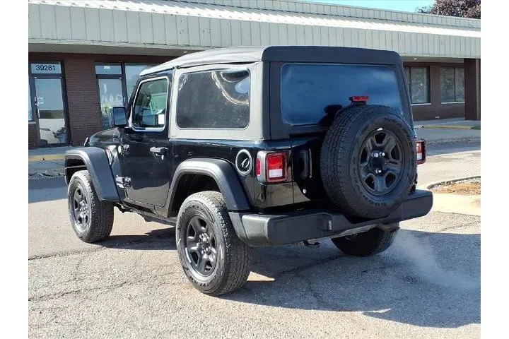 $26998 : Jeep Wrangler 2021 4x4 Sport image 3
