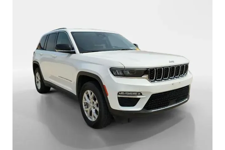 $29590 : Jeep Grand Cherokee 2023 4x4 image 1