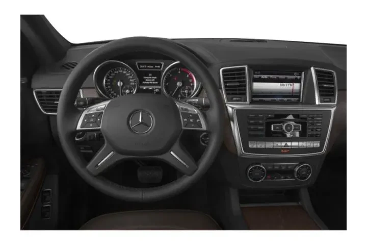 Mercedes-Benz GL-Class 2015 image 7