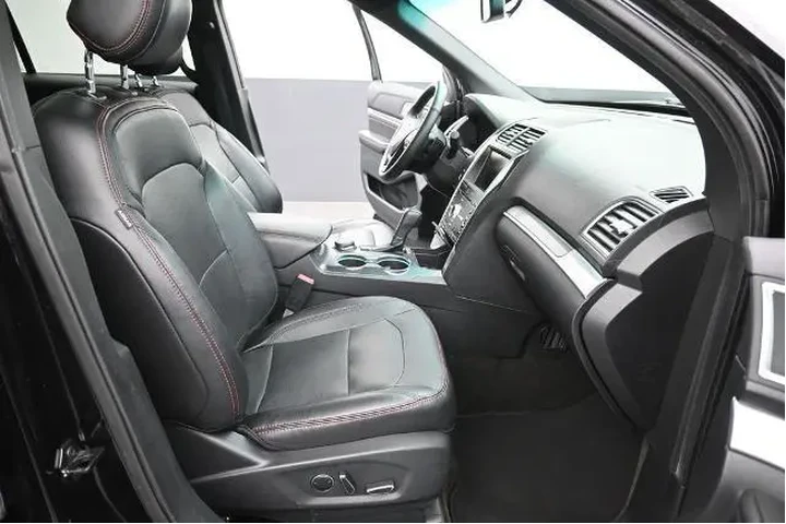 $16991 : Ford Explorer 2016 AWD Sport image 10