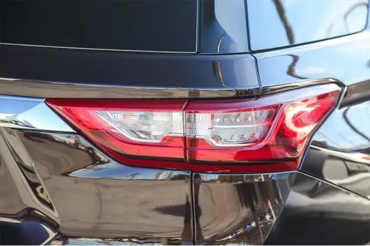 $17995 : Chevrolet Traverse 2020 LT C image 7