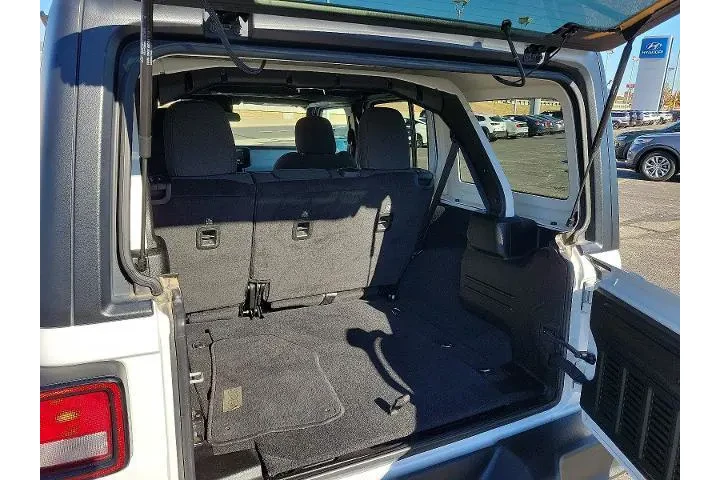 $34995 : Jeep Wrangler 2024 4x4 Sport image 8