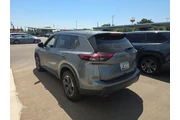 $21500 : Nissan Rogue 2024 SV 4dr Cro thumbnail