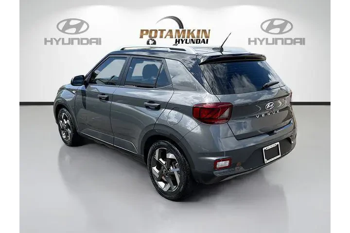 $16516 : Hyundai VENUE 2023 Limited 4 image 7