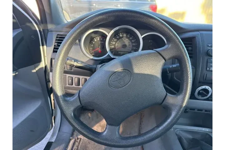 $18500 : Toyota Tacoma 2011 4x2 Base image 6