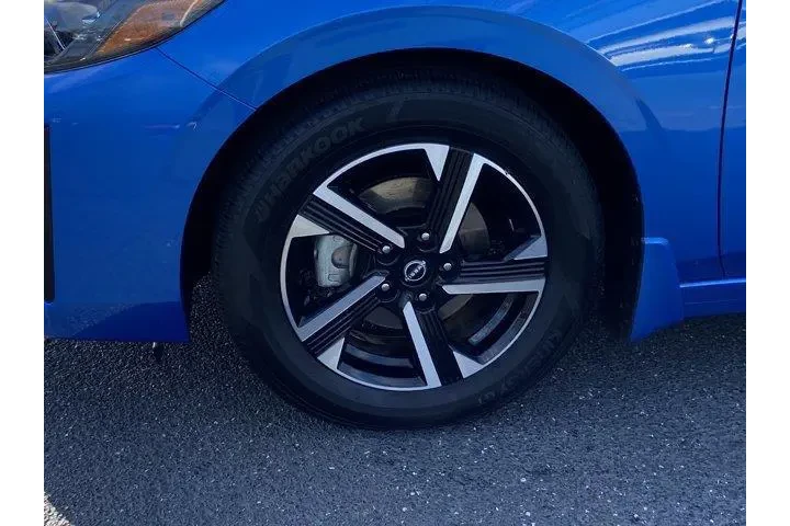 $18550 : Nissan Sentra 2025 SV 4dr Se image 8