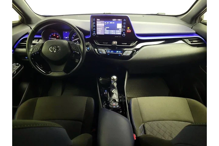 $14998 : Toyota C-HR 2020 XLE 4dr Cro image 9
