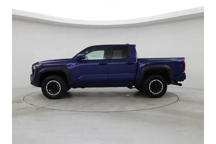 $37998 : Toyota Tacoma 2024 4x4 TRD S image 3