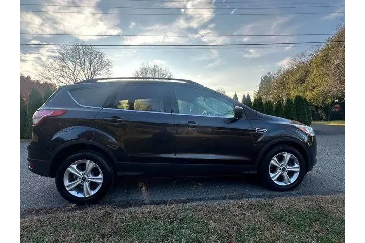 $6495 : Ford Escape 2014 SE 4dr SUV image 4