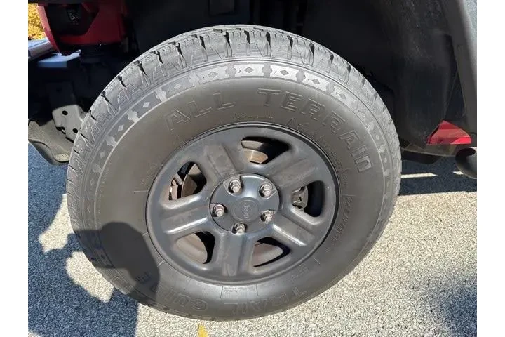 $19588 : Jeep Wrangler 2016 4x4 Sport image 4