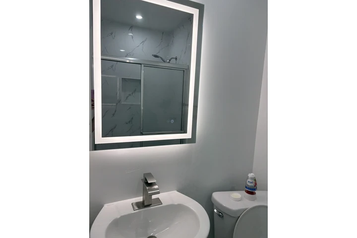 $1300 : Se renta efficiency image 6