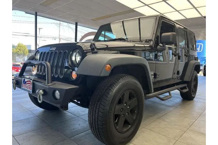$13465 : Jeep Wrangler Unlimited 2014 image 3