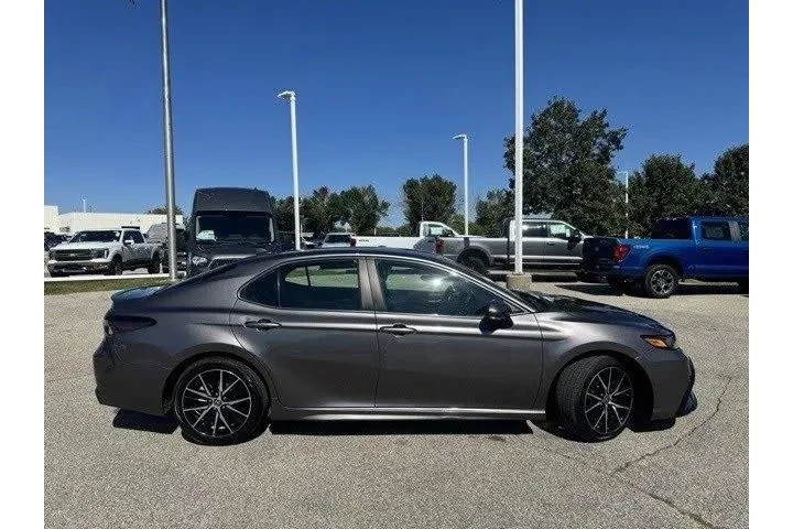 $25032 : Toyota Camry 2023 SE 4dr Sed image 8