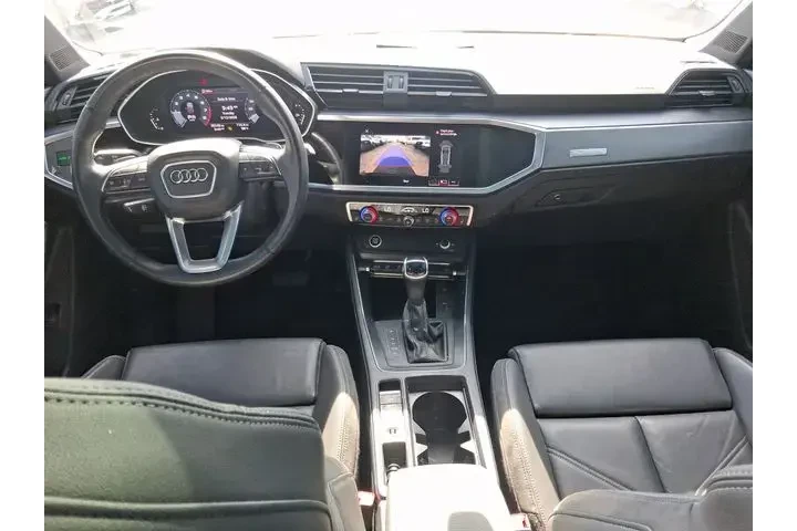 $22990 : Audi Q3 2021 AWD quattro S l image 7