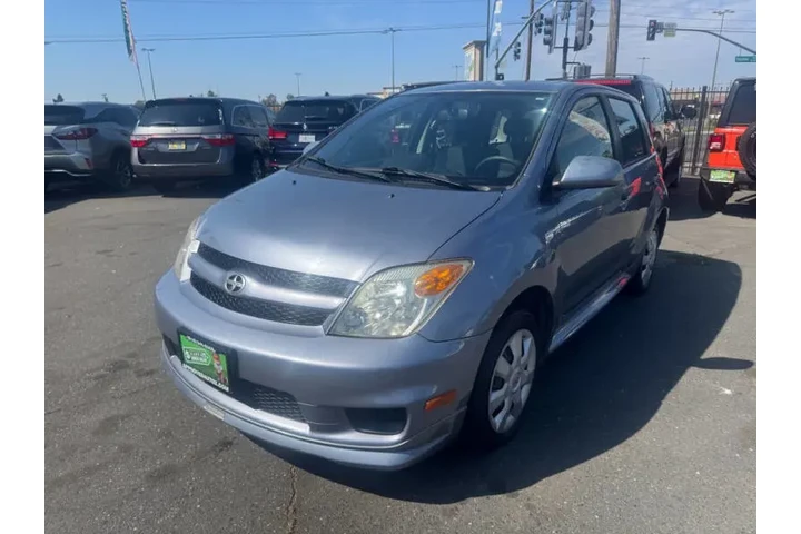 $7998 : 2006 xA image 5