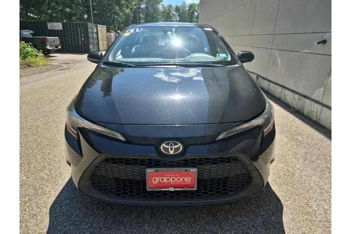 $13846 : Toyota Corolla 2021 LE 4dr S image 3