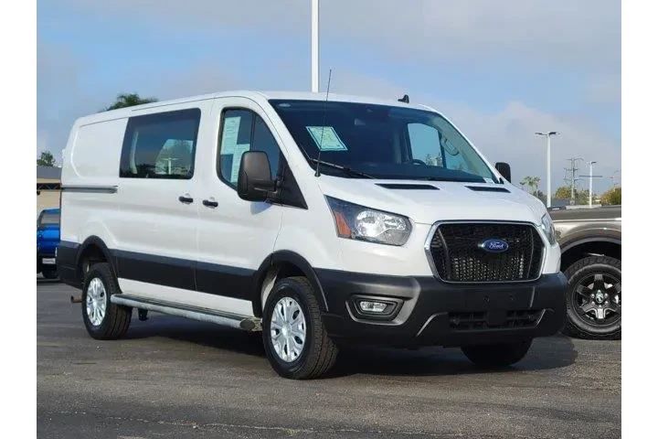 $35000 : Ford Transit 2024 250 3dr SW image 1