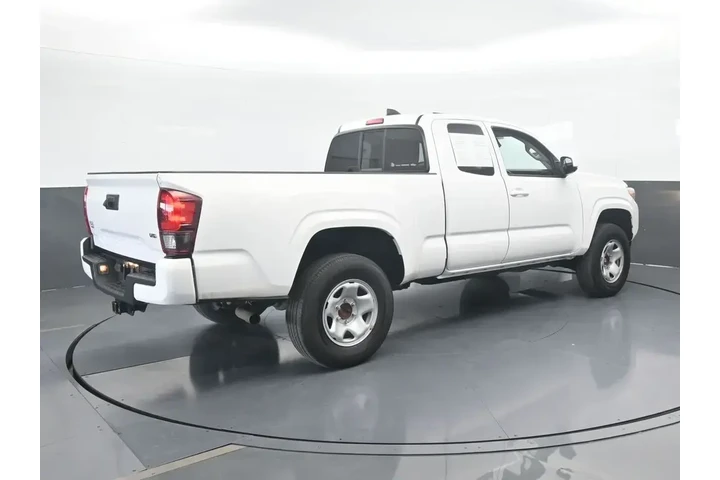 $25998 : Toyota Tacoma 2022 4x2 TRD S image 6