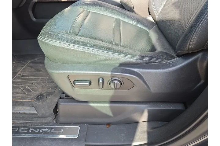 $30983 : GMC Sierra 1500 2020 4x2 Den image 5