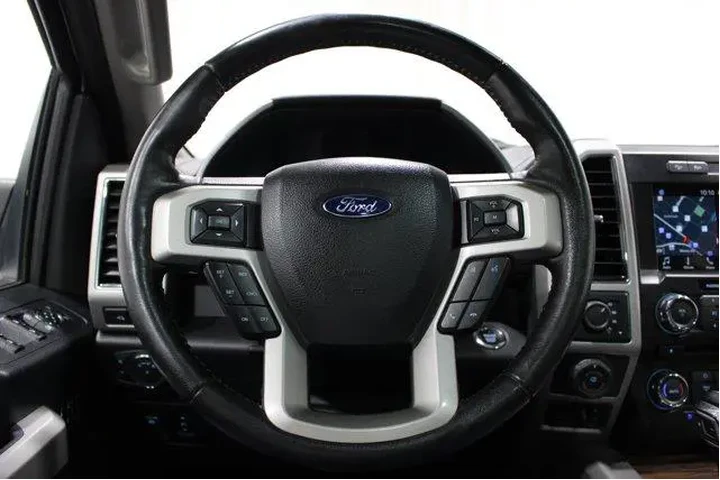 $24982 : Ford F-150 2018 4x4 Lariat 4 image 10